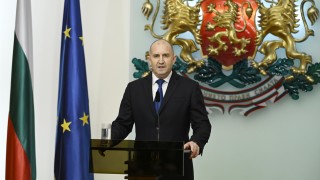 След девет години начело на държавата Румен Радев напуска президентството