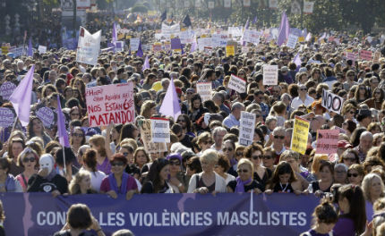 Повече от 20 000 испанци на протест срещу насилието 