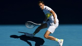 Даниил Медведев се класира за полуфиналите на Откритото първенство на