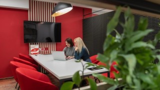 Дженерали Застраховане АД откри реновирания си централен офис който вече