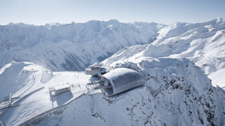 Като любители на зимните спортове изисканите вина и гурме храната