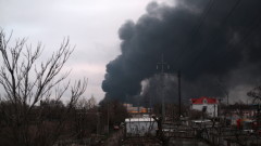 И тази вечер Русия отново бомбардира ключови градове в Украйна