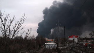 Ракети по петролна база в Днепропетровска област