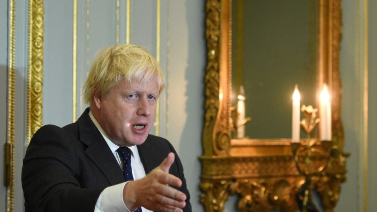 Външният министър на Великобритания Борис Джонсън сравни севернокорейската криза с