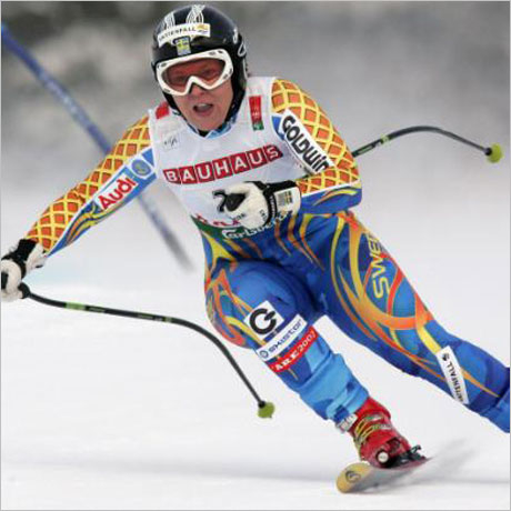  Трето злато за Першон на Световното по ски