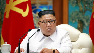 Ким Чен-ун почете загиналите в Корейската война