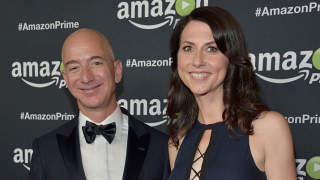 Разводът на Макензи Безос с основателя на онлайн лидера Amazon