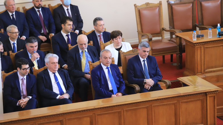 Депутатите мислят върху президентски избори от 22.10 до 22.11