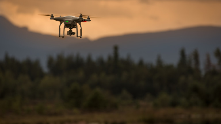 Мечтата на Amazon за летящи дронове за доставки бавно умира