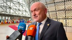 Главчев настоява Европейският съвет да натисне РСМ за изискванията за ЕС