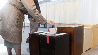 Левоцентристкият Социалдемократически алианс на Исландия ръководен от Криструн Фростадотир спечели