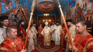 На 25 ноември почитаме паметта на Свети Климент Охридски