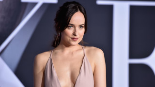 Дакота Джонсън се чувства привилегирована и поласкана да бъде едно