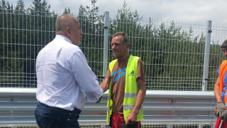 Министър председателят Бойко Борисов инспектира ремонтите по трите моста на магистрала