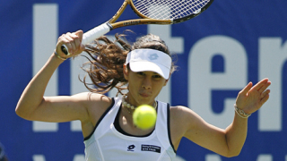 Пиронкова започна сезона на клей с победа