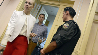 Осъдиха на 5 год. затвор водач на протести срещу Путин 