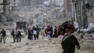 Великобритания Франция и Германия в петък изразиха сериозна загриженост във