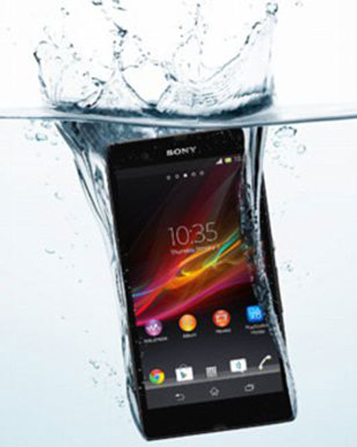 SONY направи смартфон, който може да “плува” 
