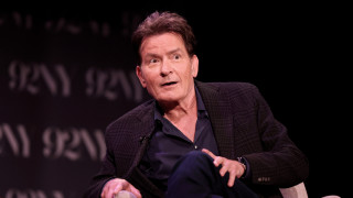 Чарли Шийн е готов да разкаже всичко за най бурните си