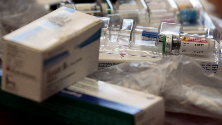 Все още няма противогрипни ваксини в аптеките