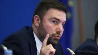 Утре и вдругиден се очакват частични доставки на дефицитните антибиотици България