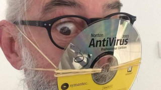 Най-безумните начини за предпазване от коронавирус