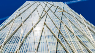 Едни от най големите испански компании започнаха да налагат забрани или