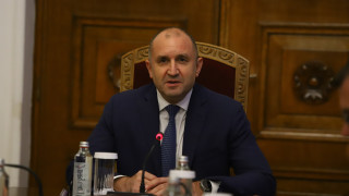 Президентът Румен Радев никъде не е срещнал упрек или намек