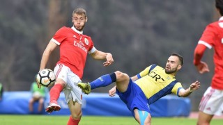 Ливърпул и Манчестър Юнайтед проявяват много сериозен интерес към защитника