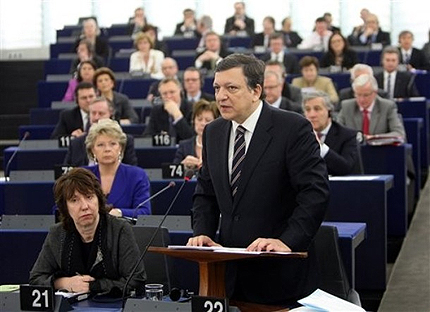 Европарламентът прие новите комисари на Барозу