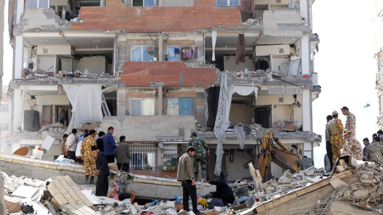 6 последователни силни земетресения разтърсиха граничния регион между Ирак и