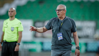 Треньорът на Черно море Илиан Илиев ще запише историческо постижение