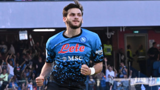Грузинецът Хвича Кварацкхелия ще удължи договора си с Наполи до