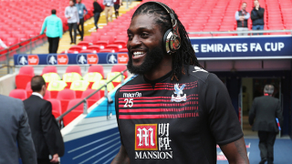 Ветеранът Емануел Адебайор може да се завърне изненадващо във Висшата