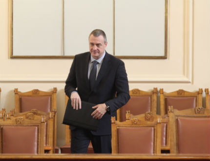 Не бързайте да наричате случая в Поморие &bdquo;отвличане&rdquo;, призова Йовчев