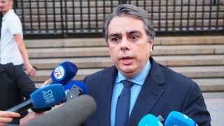 Лидерът на Продължаваме промяната Асен Василев обвини МВР че не