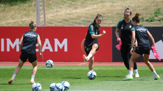 Всяка състезателка от женския национален футболен отбор на Германия ще