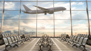 Международното летище в Нова Каледония ще остане затворено поне до