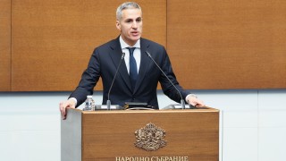 Изслушването на служебния премиер Андрей Гюров по време на блиц