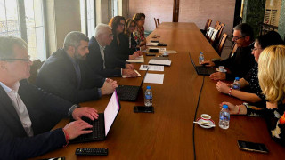 Министърът на електронното управление Георги Шарков проведе среща с Обществения