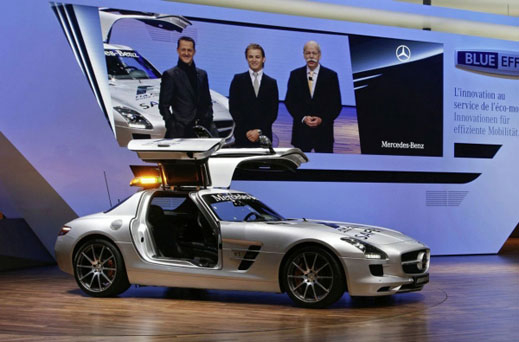 Шумахер и Розберг представиха SLS AMG F1 в Женева