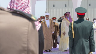 "Брайтбарт": Саудитска Арабия бяга от САЩ като чумави