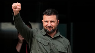 Украинският президент Володимир Зеленски приветства решението на Международния наказателен съд