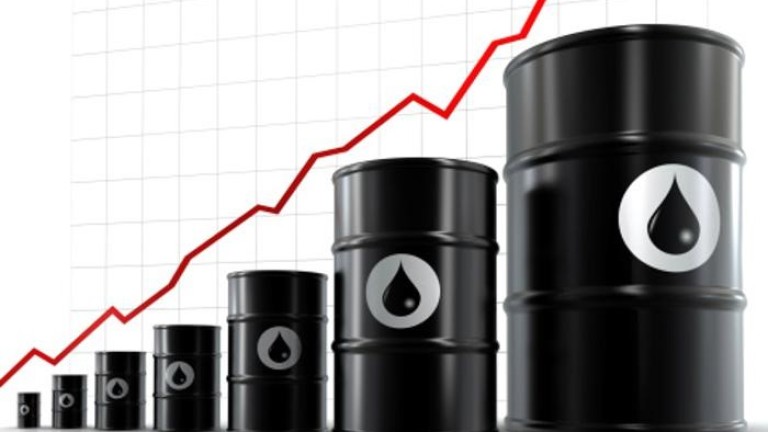 Фючърсите на суровия петрол се увеличиха с 22% от юни