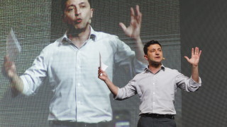 Петицията за оставката на новия президент на Украйна Владимир Зеленски