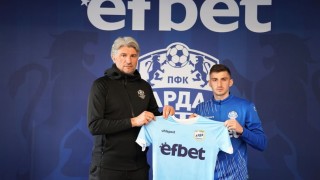 От Левски подновиха интереса си към национала на България Светослав