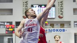 Голямата звезда на българския баскетбол Александър Везенков се присъедини към