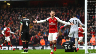 Защитникът на Арсенал Лоран Кошчелни ще се завърне в игра