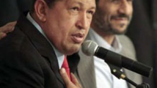 Чавес се споразумя да изнася петрол за Иран