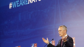 Генералният секретар на НАТО Йенс Столтенберг отхвърли обвиненията че западният военен